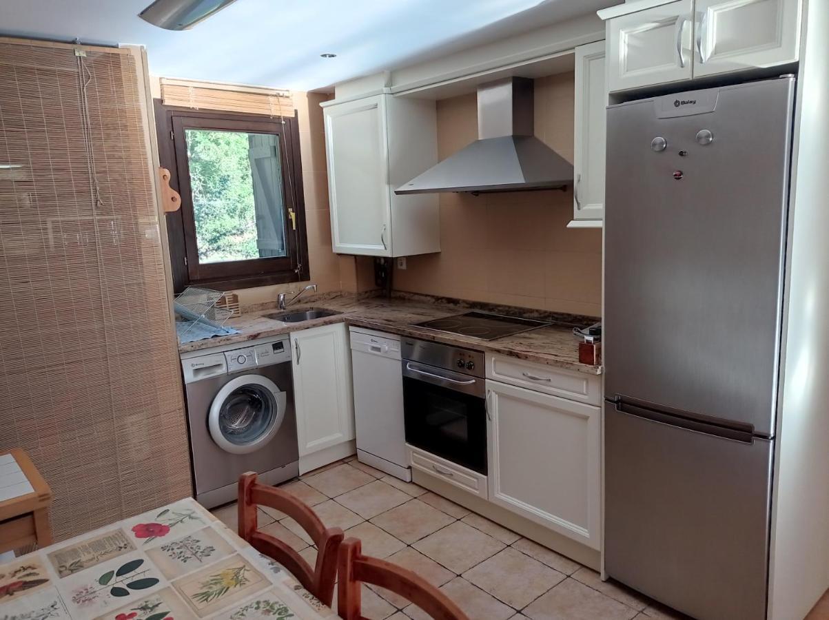 Vivienda Isabel Apartment Sesué Екстериор снимка