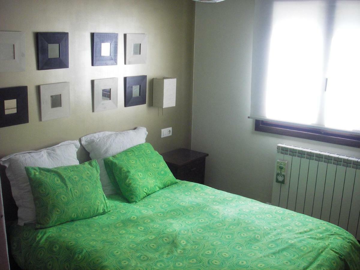 Vivienda Isabel Apartment Sesué Екстериор снимка